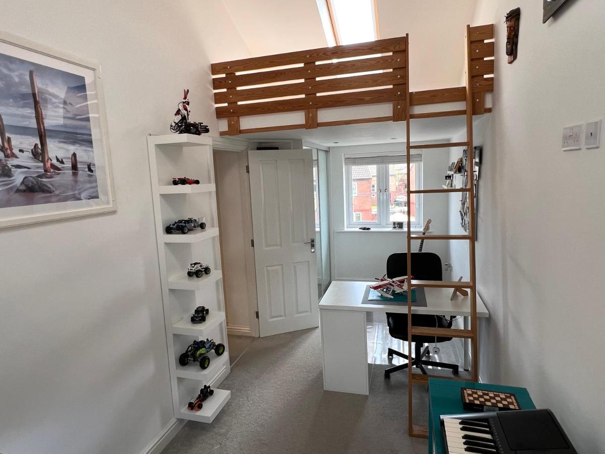 Simply Stunning 2 Bedroom Home With Parking Space 诺丁汉 外观 照片